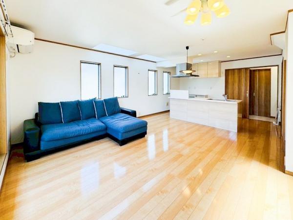中古一戸建て江戸川区東小松川２丁目 中古一戸建て東京都江戸川区東小松川２丁目都営新宿線船堀駅6080万円