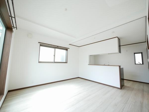 中古一戸建て足立区新田２丁目 中古一戸建て東京都足立区新田２丁目南北線王子神谷駅4180万円