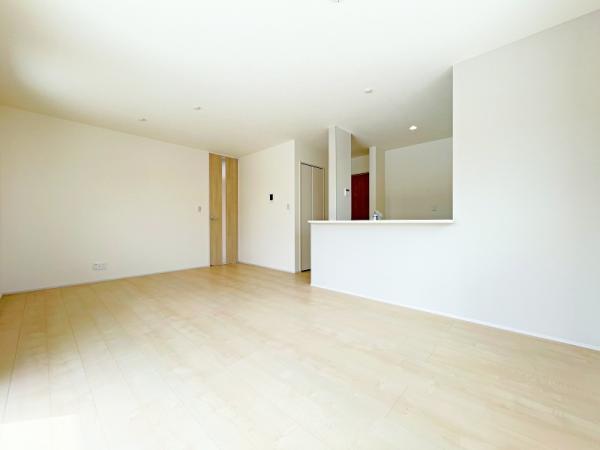 新築一戸建て市川市柏井町４丁目 新築一戸建て／全２棟千葉県市川市柏井町４丁目JR武蔵野線市川大野駅3690万円