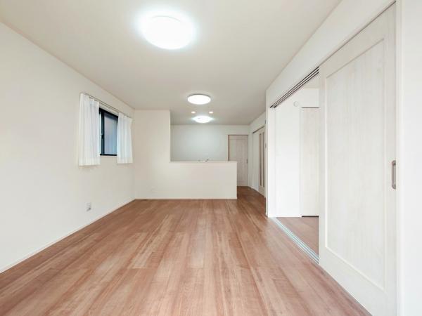 新築一戸建て足立区六月１丁目 新築一戸建て東京都足立区六月１丁目東武伊勢崎線竹ノ塚駅6290万円