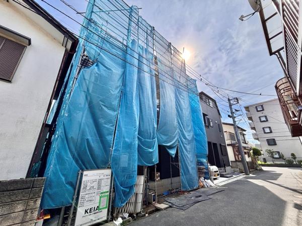 新築一戸建て市川市南八幡１丁目 新築一戸建て千葉県市川市南八幡１丁目JR中央・総武線本八幡駅6299万円