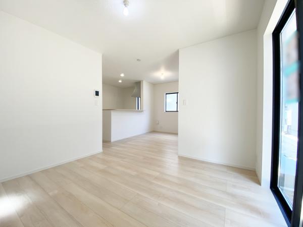 新築一戸建て市川市宮久保３丁目 新築一戸建て／全４棟千葉県市川市宮久保３丁目JR中央・総武線本八幡駅3988万円