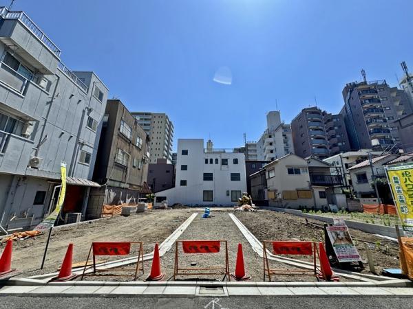 土地荒川区町屋３丁目 売地／建築条件付き／全６区画東京都荒川区町屋３丁目千代田線町屋駅5840万円～6940万円