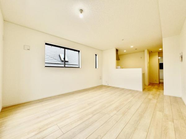 新築一戸建て足立区六木２丁目 新築一戸建て／全３棟東京都足立区六木２丁目つくばエクスプレス八潮駅4190万円