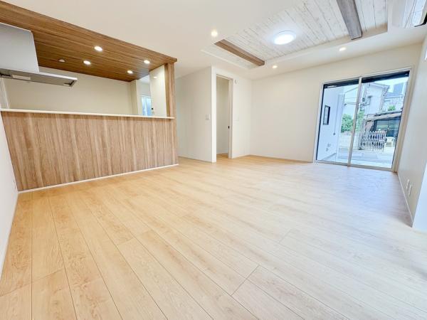 新築一戸建て足立区神明３丁目 新築一戸建て／全１８棟東京都足立区神明３丁目つくばエクスプレス八潮駅4960万円