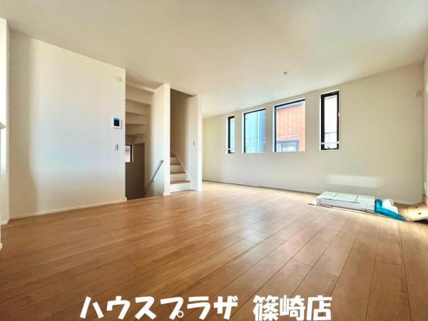 新築一戸建て江戸川区篠崎町２丁目 新築一戸建て東京都江戸川区篠崎町２丁目都営新宿線篠崎駅7699万円
