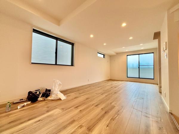 新築一戸建て足立区中川３丁目 新築一戸建て／全３棟東京都足立区中川３丁目千代田常磐線亀有駅5980万円