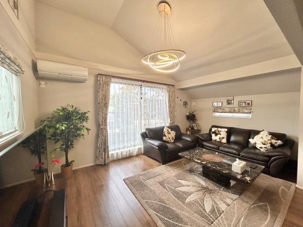 中古一戸建て江戸川区東葛西４丁目 中古一戸建て東京都江戸川区東葛西４丁目東西線浦安駅1億500万円