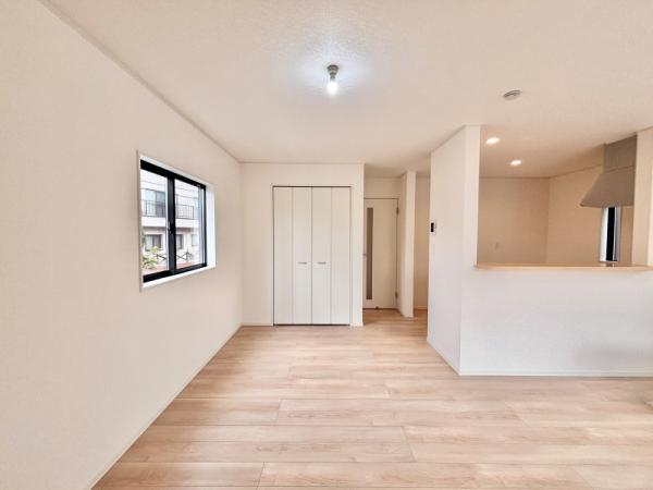 新築一戸建て市川市八幡６丁目 新築一戸建て／全３棟千葉県市川市八幡６丁目京成本線京成八幡駅6490万円