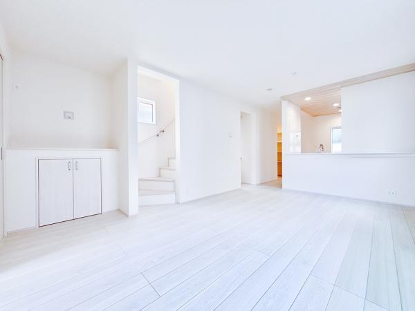 新築一戸建て足立区佐野２丁目 新築一戸建て／全３棟東京都足立区佐野２丁目千代田線北綾瀬駅5490万円