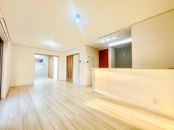 中古一戸建て 足立区六木３丁目 中古一戸建て東京都足立区六木３丁目つくばエクスプレス八潮駅4080万円