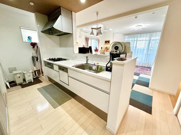 中古一戸建て市川市新井１丁目 中古一戸建て千葉県市川市新井１丁目東京メトロ東西線浦安駅4780万円