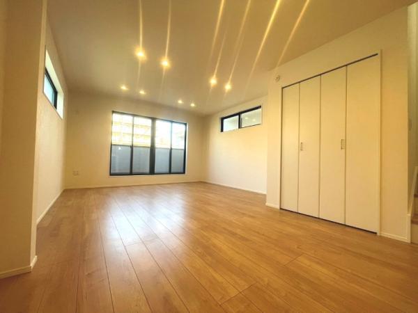 新築一戸建て北区浮間１丁目 新築一戸建て東京都北区浮間１丁目JR埼京線北赤羽駅7999万円