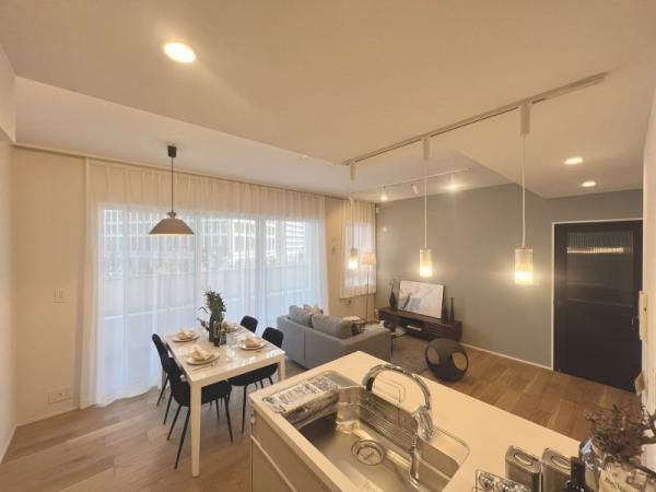 中古マンションアーバンドック　パークシティ豊洲東京都江東区豊洲２丁目東京メトロ有楽町線豊洲駅1億5900万円