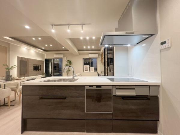 中古マンションプラウドタワー東雲キャナルコート東京都江東区東雲１丁目東京メトロ有楽町線豊洲駅1億6300万円