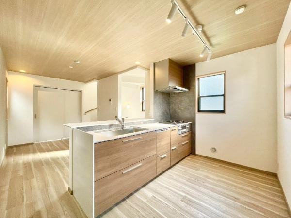 中古一戸建て江戸川区西葛西１丁目 中古一戸建て東京都江戸川区西葛西１丁目東京メトロ東西線西葛西駅5280万円