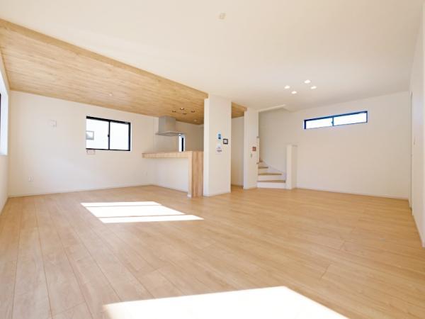 新築一戸建て市川市北方町４丁目 新築一戸建て／全８棟千葉県市川市北方町４丁目JR武蔵野線船橋法典駅4888万円～5888万円