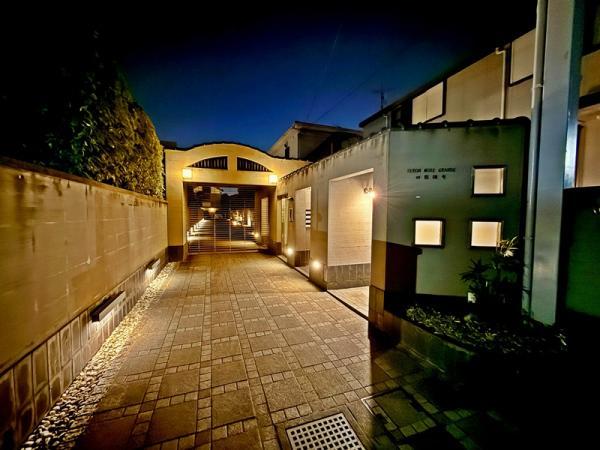 中古マンションセボン　モード・グランデ田園調布東京都大田区田園調布１丁目東急目黒線多摩川駅1億1000万円