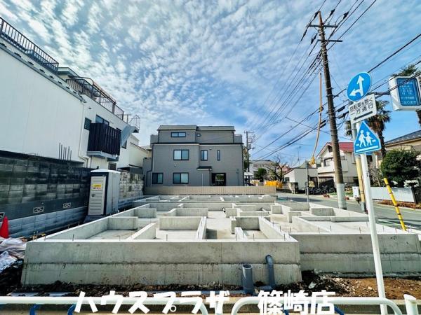 新築一戸建て江戸川区鹿骨３丁目 新築一戸建て／全２棟東京都江戸川区鹿骨３丁目都営新宿線篠崎駅5490万円～5790万円
