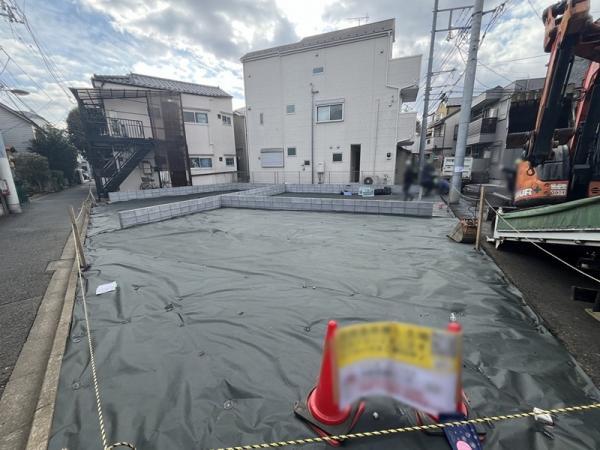 土地文京区千駄木５丁目 売地／建築条件なし／全３区画東京都文京区千駄木５丁目東京メトロ南北線本駒込駅1億170万円～1億280万円
