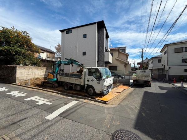 新築一戸建て江戸川区東小松川２丁目 新築一戸建て東京都江戸川区東小松川２丁目都営新宿線船堀駅6490万円