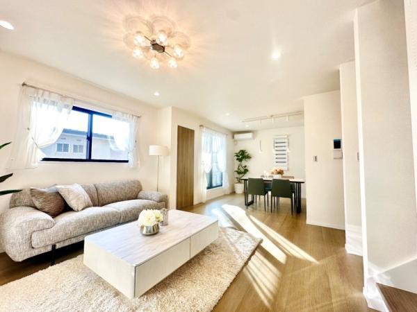 新築一戸建て足立区南花畑１丁目 新築一戸建て／全１５棟東京都足立区南花畑１丁目つくばエクスプレス六町駅6440万円～7540万円