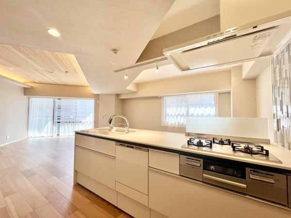 中古マンション四谷ガーデニア東京都新宿区住吉町都営新宿線曙橋駅1億2300万円